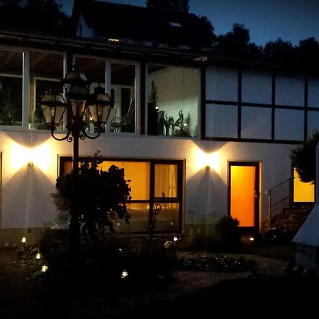 Tripols Am Mittelrheintal *